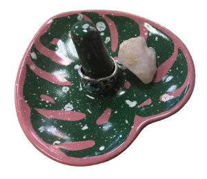 Color Me Mine Leaf Ring Holder